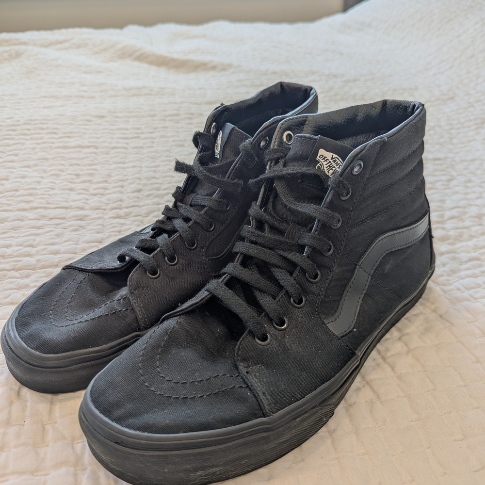 Vans Men's Black High-Top Sneakers